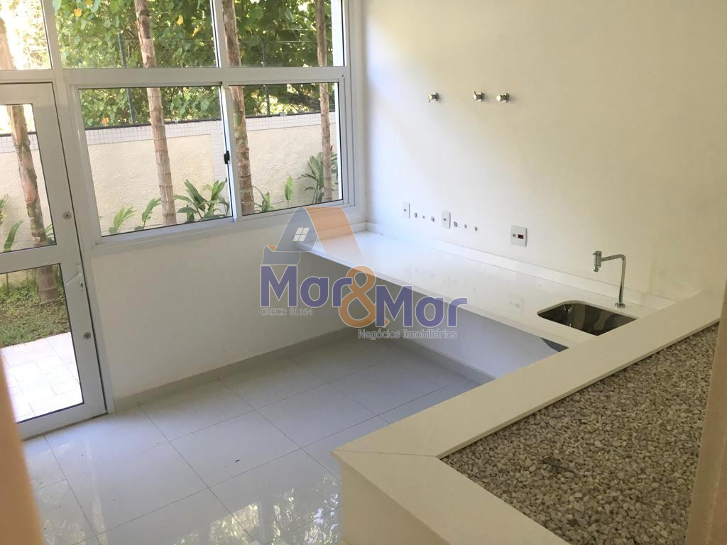 Casa em alvenaria GUARUJÁ - SP