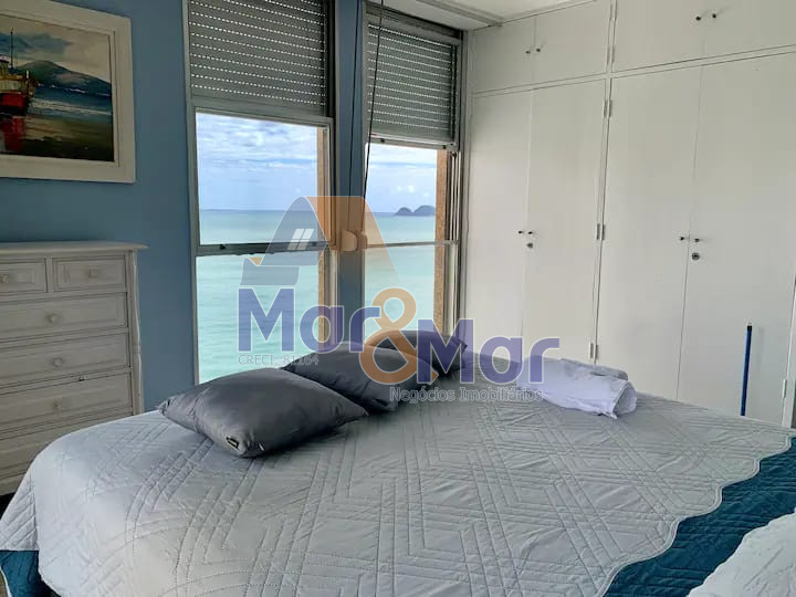 Apartamento Frente ao Mar nas Pitangueiras, Guarujá - SP