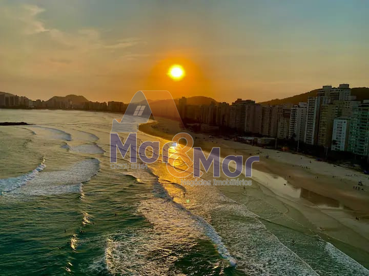 Apartamento Frente ao Mar nas Pitangueiras, Guarujá - SP