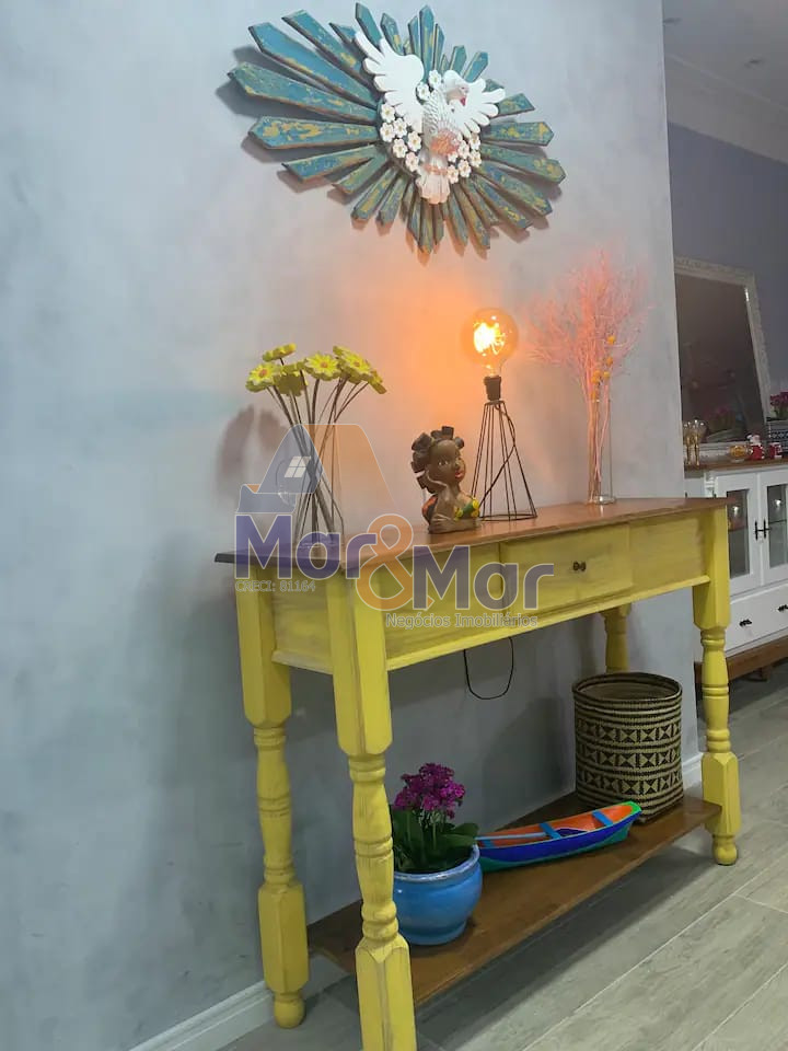 Apartamento Frente ao Mar nas Pitangueiras, Guarujá - SP