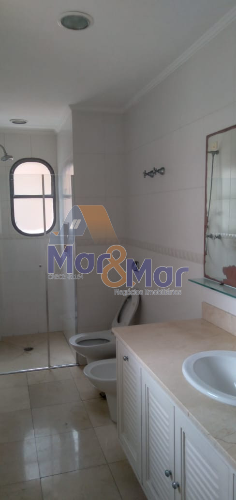 Apartamento Frente ao Mar nas Pitangueiras, Guarujá - SP