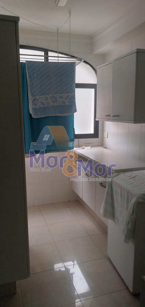 Apartamento Frente ao Mar nas Pitangueiras, Guarujá - SP