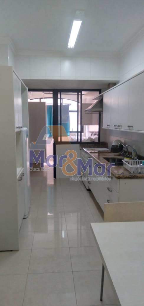 Apartamento Frente ao Mar nas Pitangueiras, Guarujá - SP