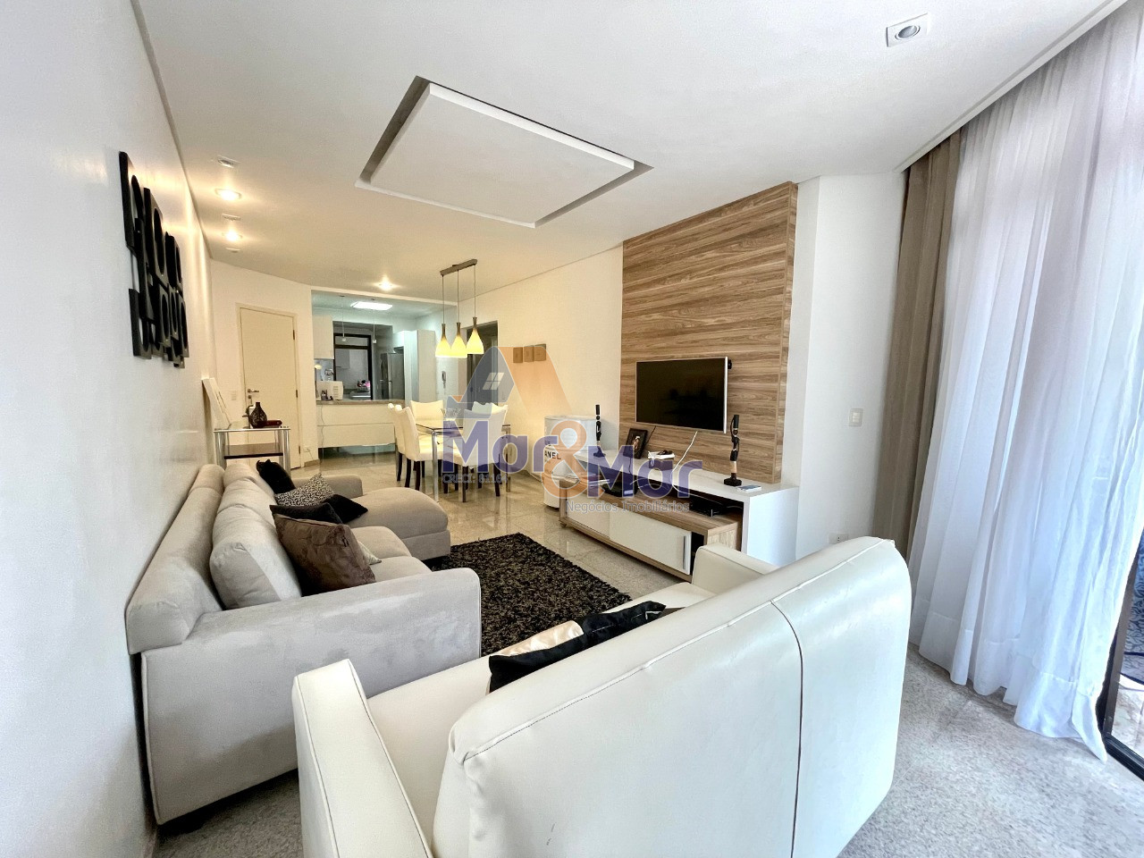 Apartamento-2-dormitorios-Pitangueiras