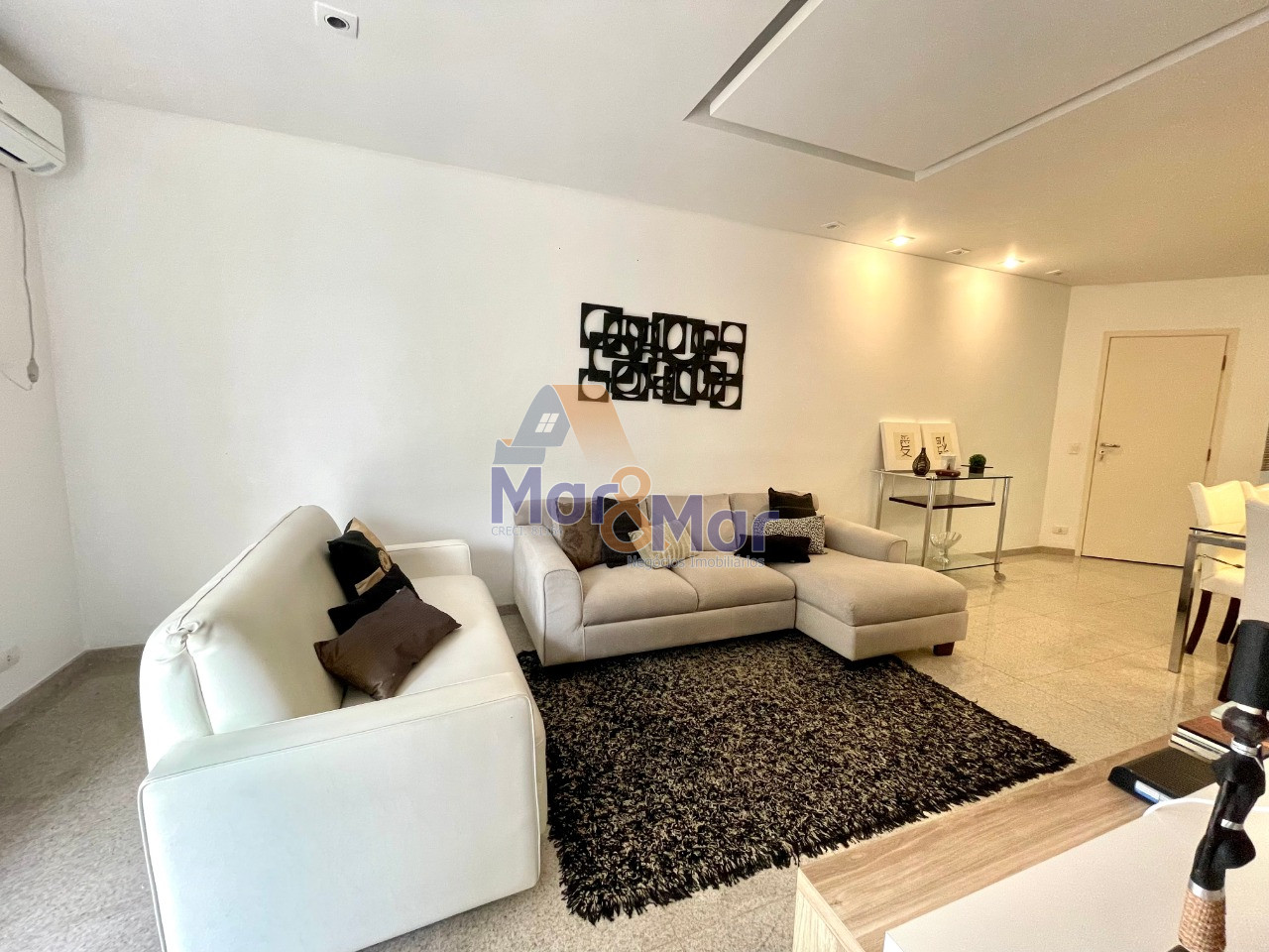 Apartamento-2-dormitorios-Pitangueiras
