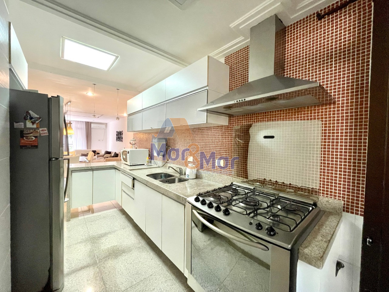Apartamento-2-dormitorios-Pitangueiras