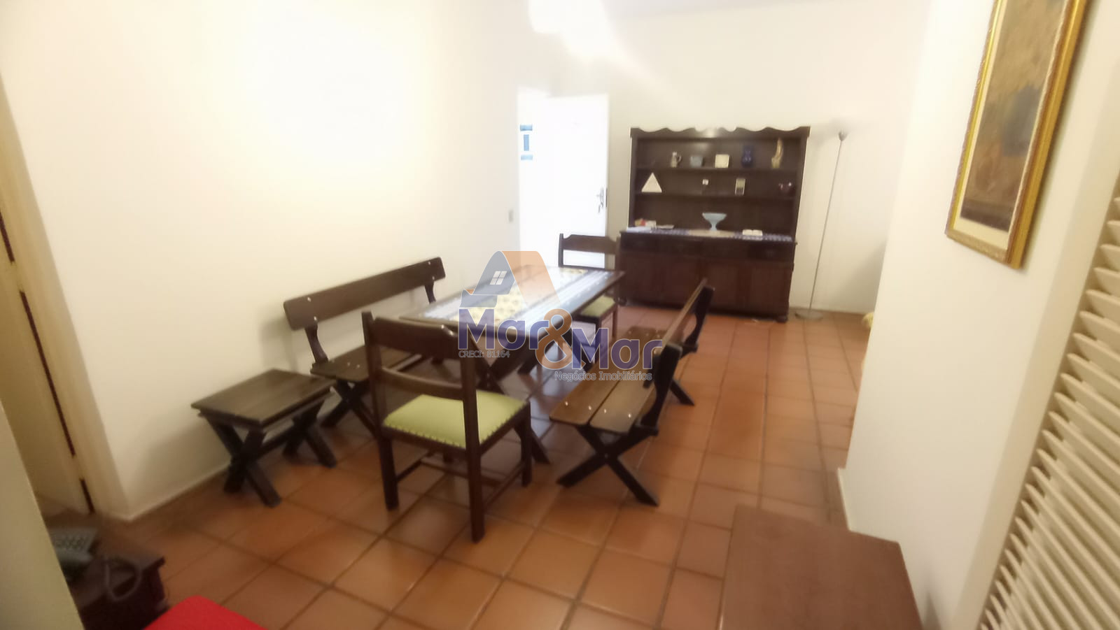 Apartamento na Praia das Pitangueiras, Guarujá - SP