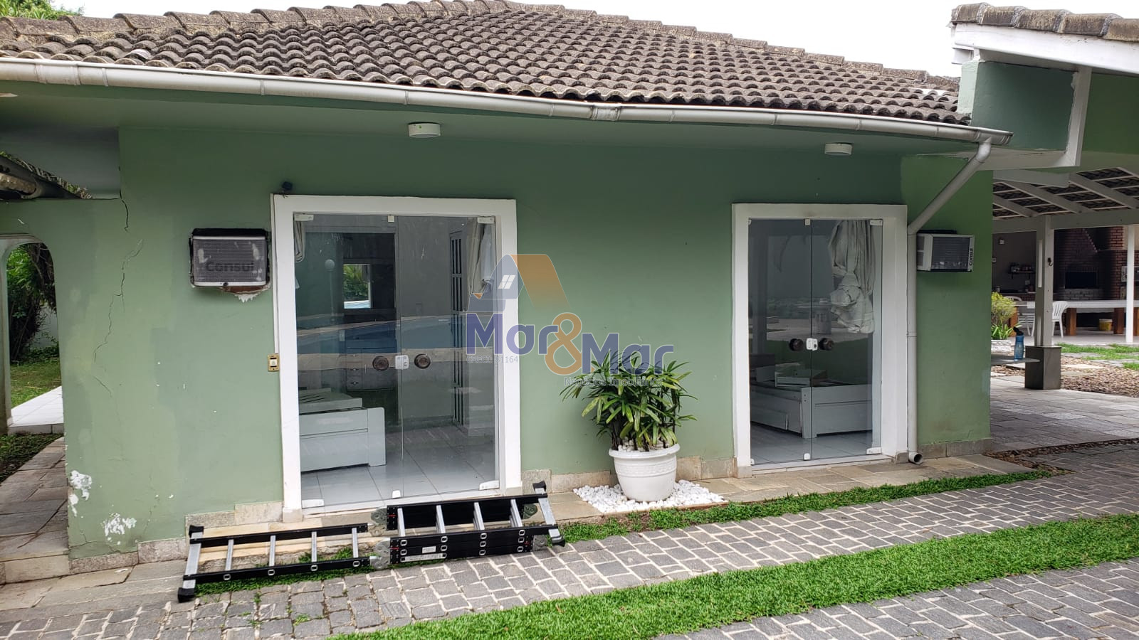 Casa em alvenaria GUARUJÁ - SP