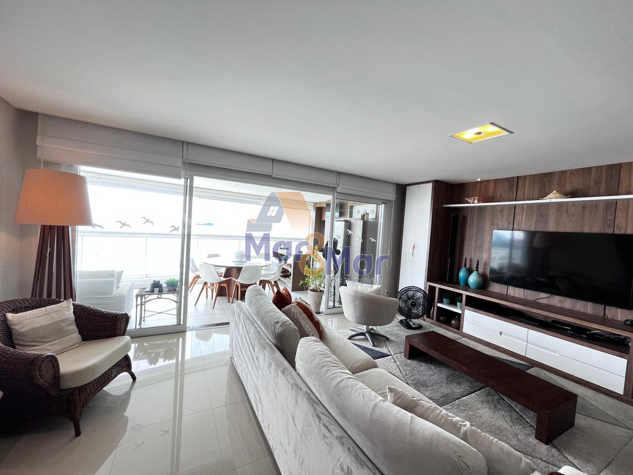 Apartamento Frente ao Mar, Praia da Enseada - GUARUJÁ - SP