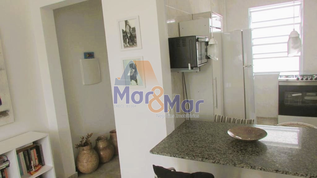 Apartamento na Praia das Pitangueiras, Guarujá - SP