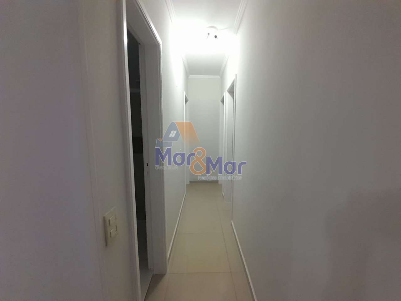 Apartamento na Praia da Enseada, Guarujá - SP