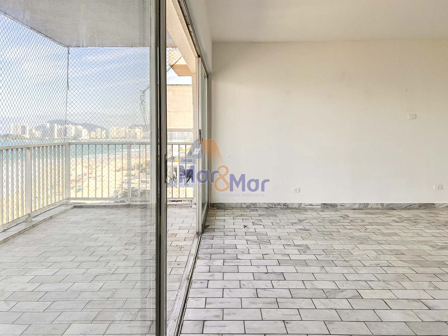 Apartamento GUARUJÁ - SP