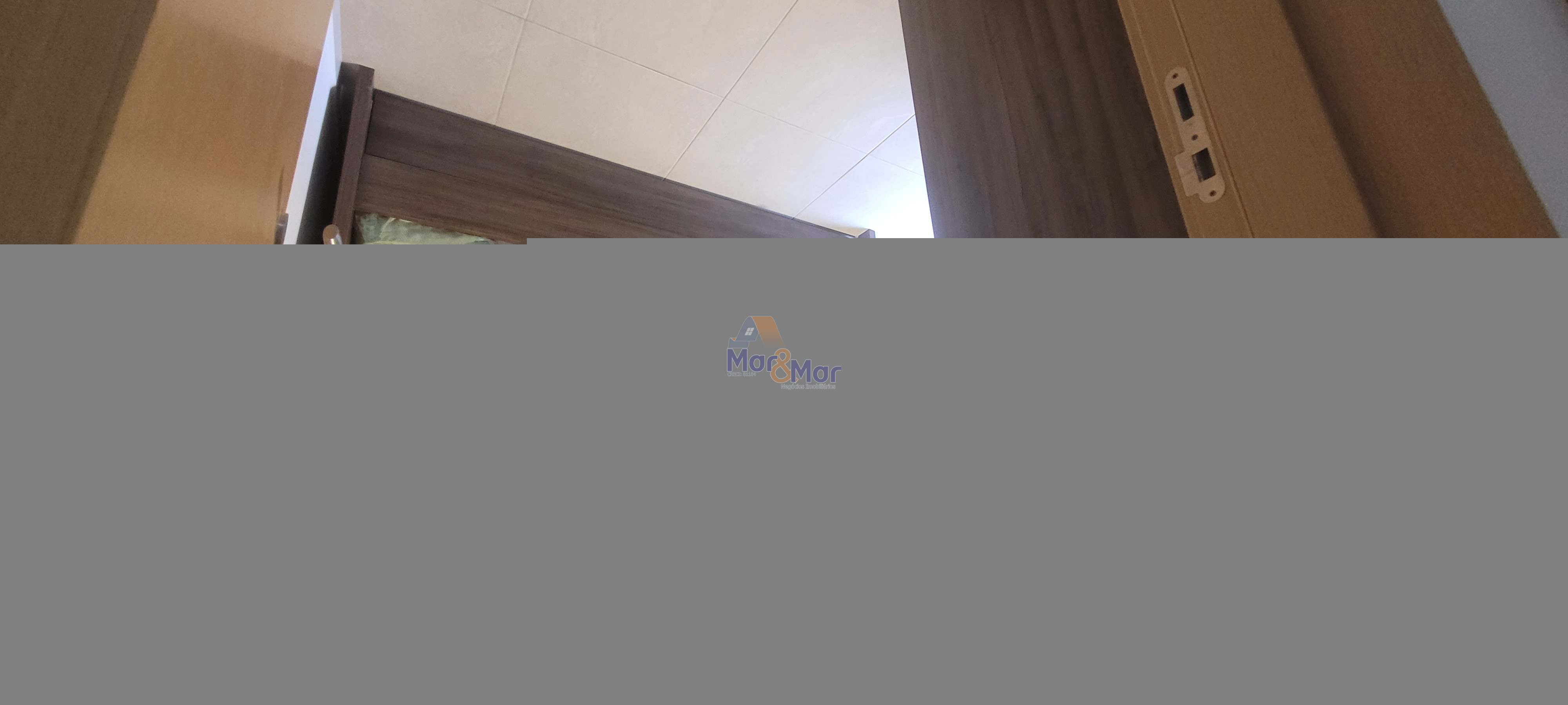 Apartamento na Praia da Enseada, Guarujá - SP
