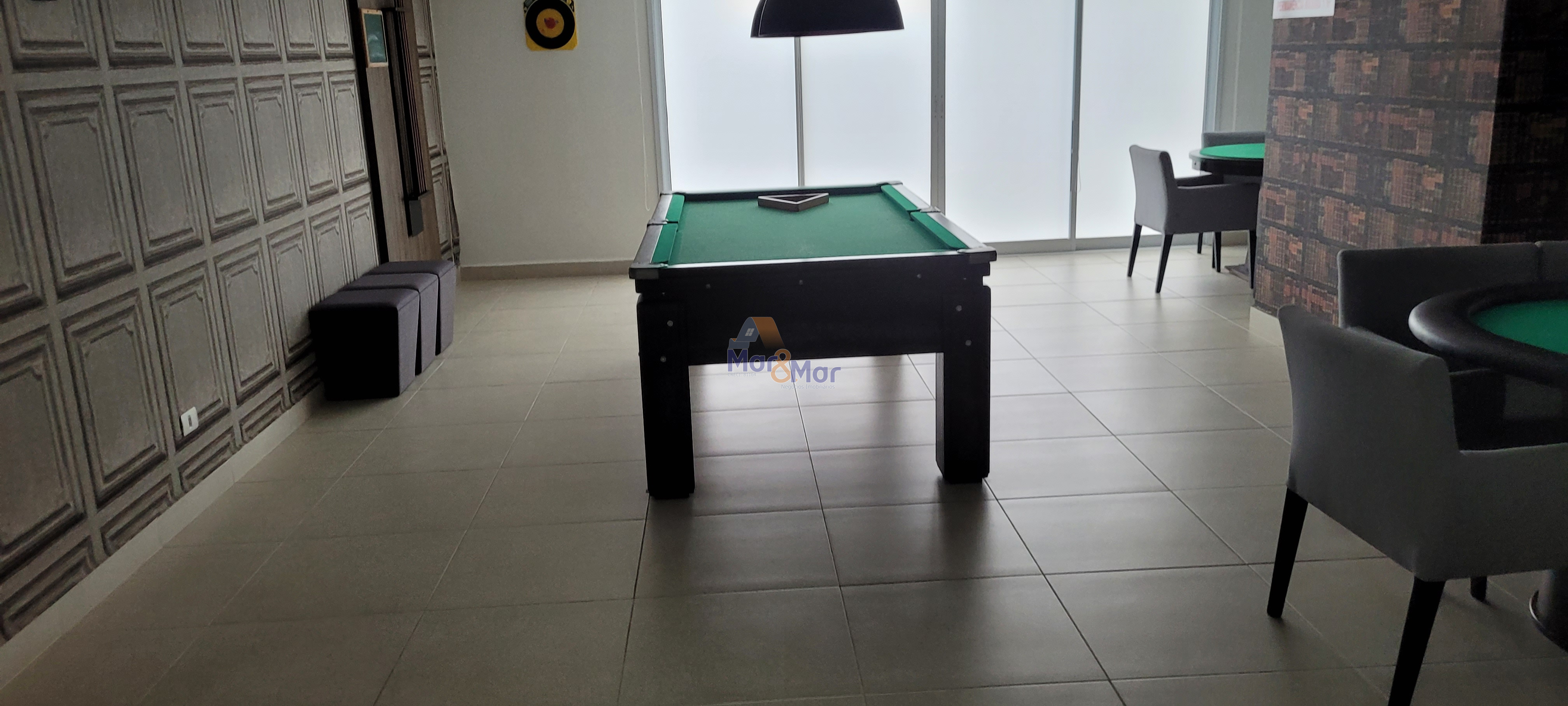 Apartamento na Praia da Enseada, Guarujá - SP
