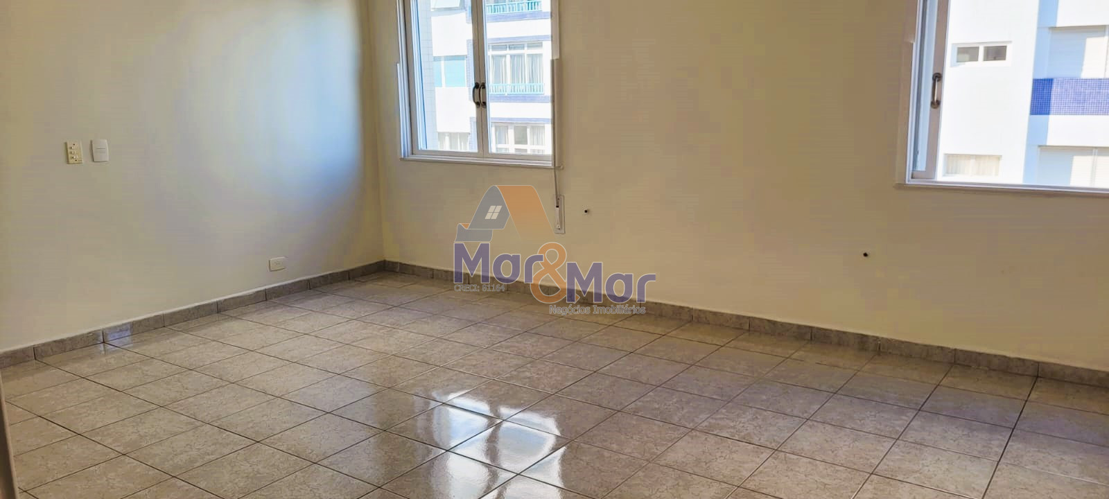 Apartamento Frente ao Mar-3-dormitorios-Pitangueiras