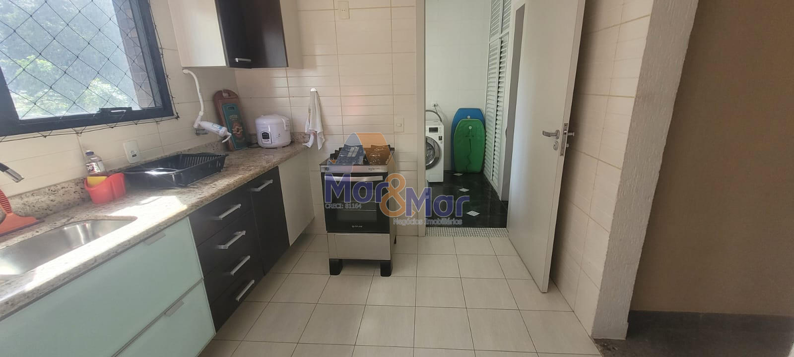 Duplex à Venda na Praia das Pitangueiras - Guarujá