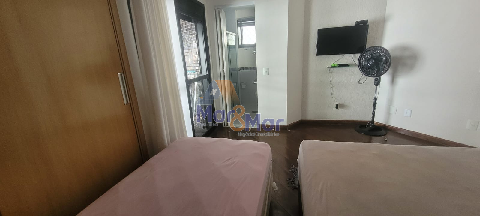 Duplex à Venda na Praia das Pitangueiras - Guarujá