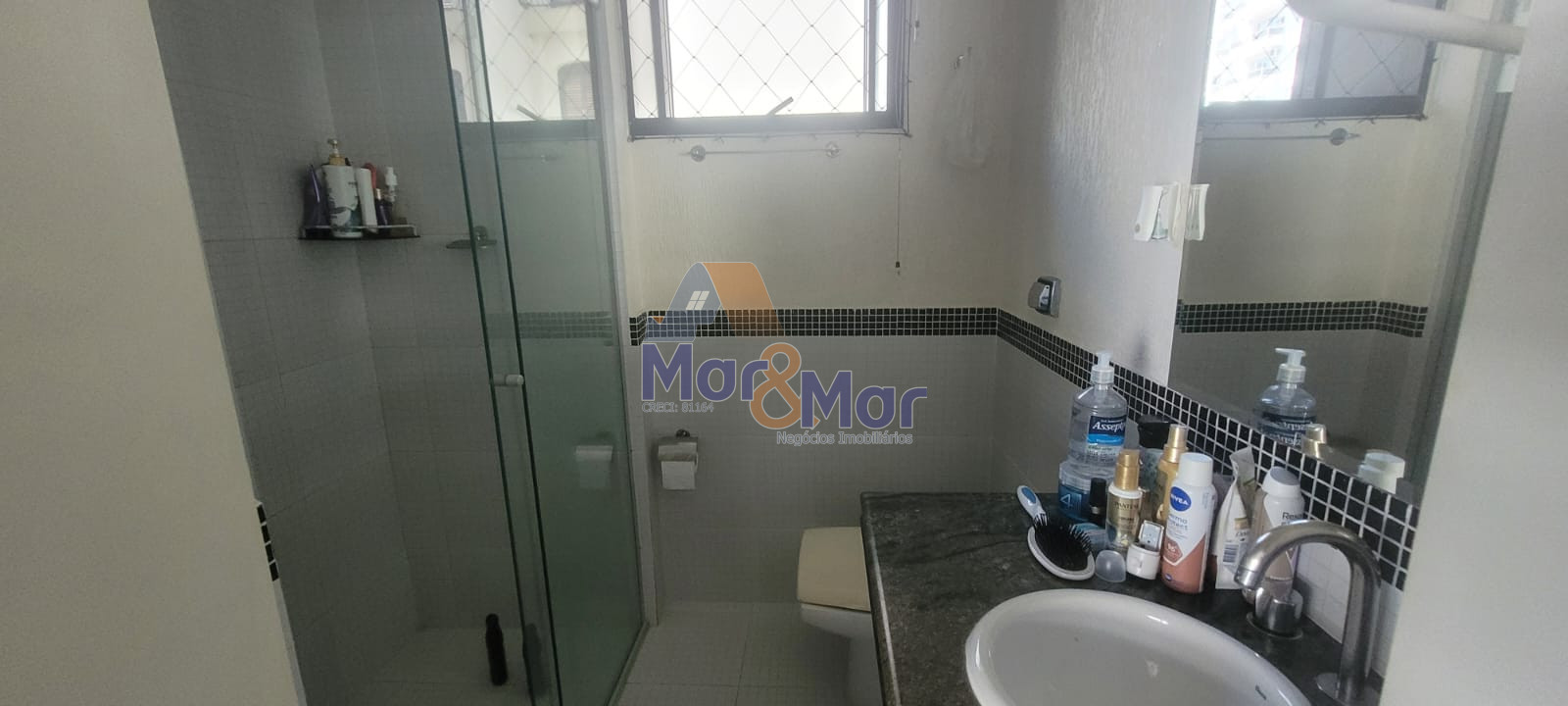 Duplex à Venda na Praia das Pitangueiras - Guarujá