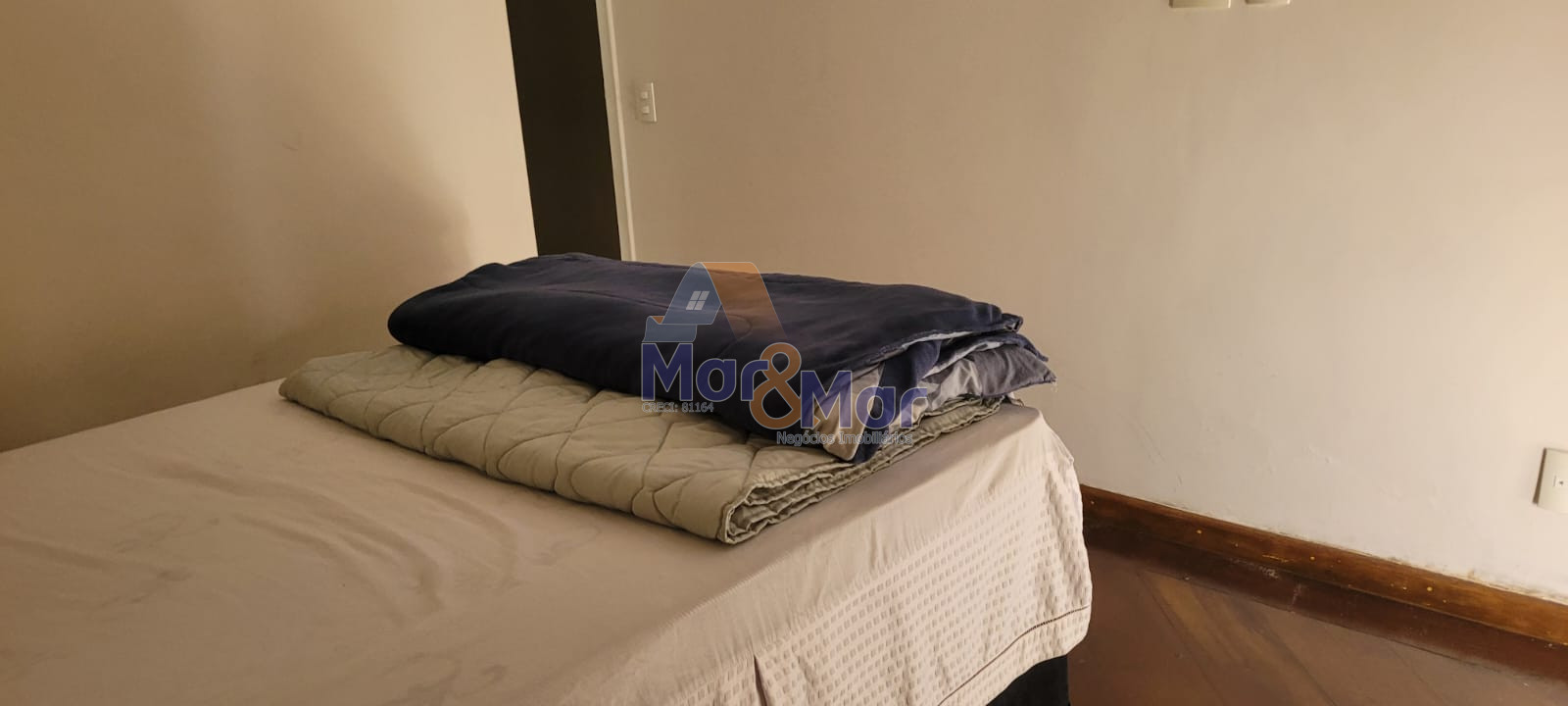 Duplex à Venda na Praia das Pitangueiras - Guarujá