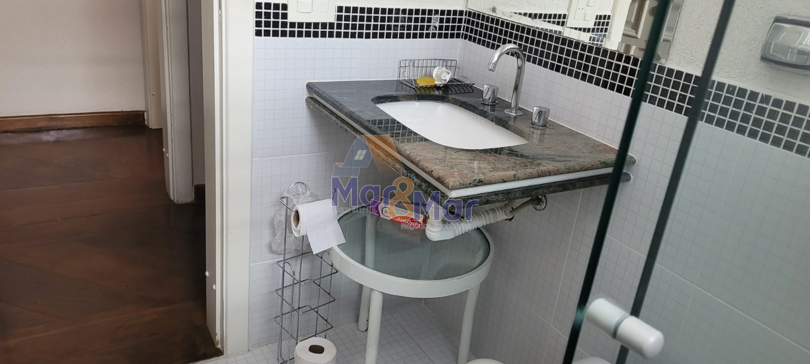 Duplex à Venda na Praia das Pitangueiras - Guarujá
