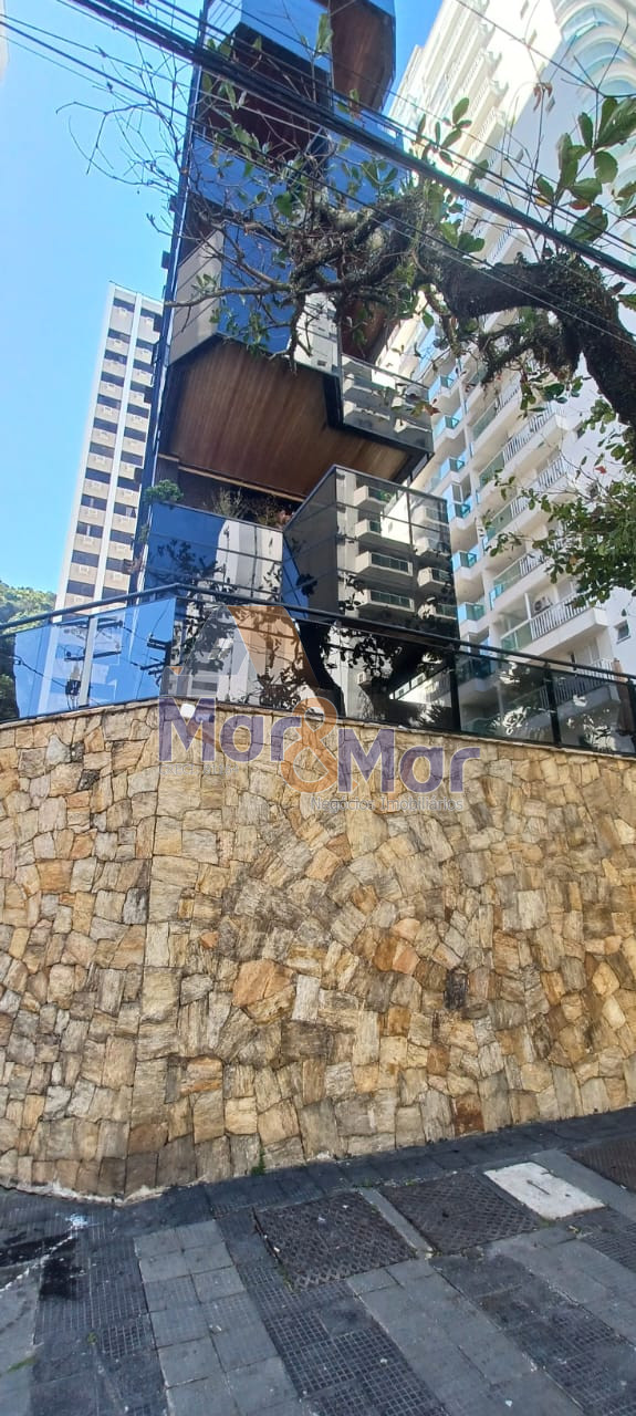 Duplex à Venda na Praia das Pitangueiras - Guarujá