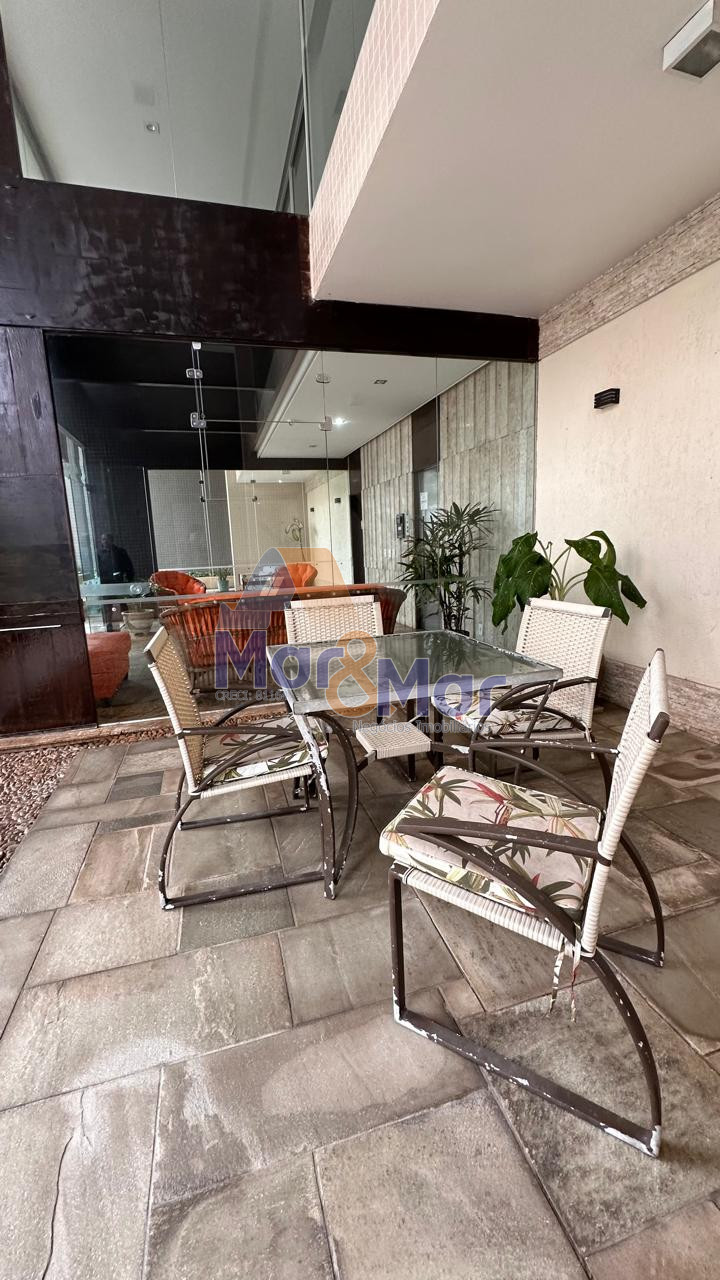 Apartamento na Praia das Pitangueiras, Guarujá - SP