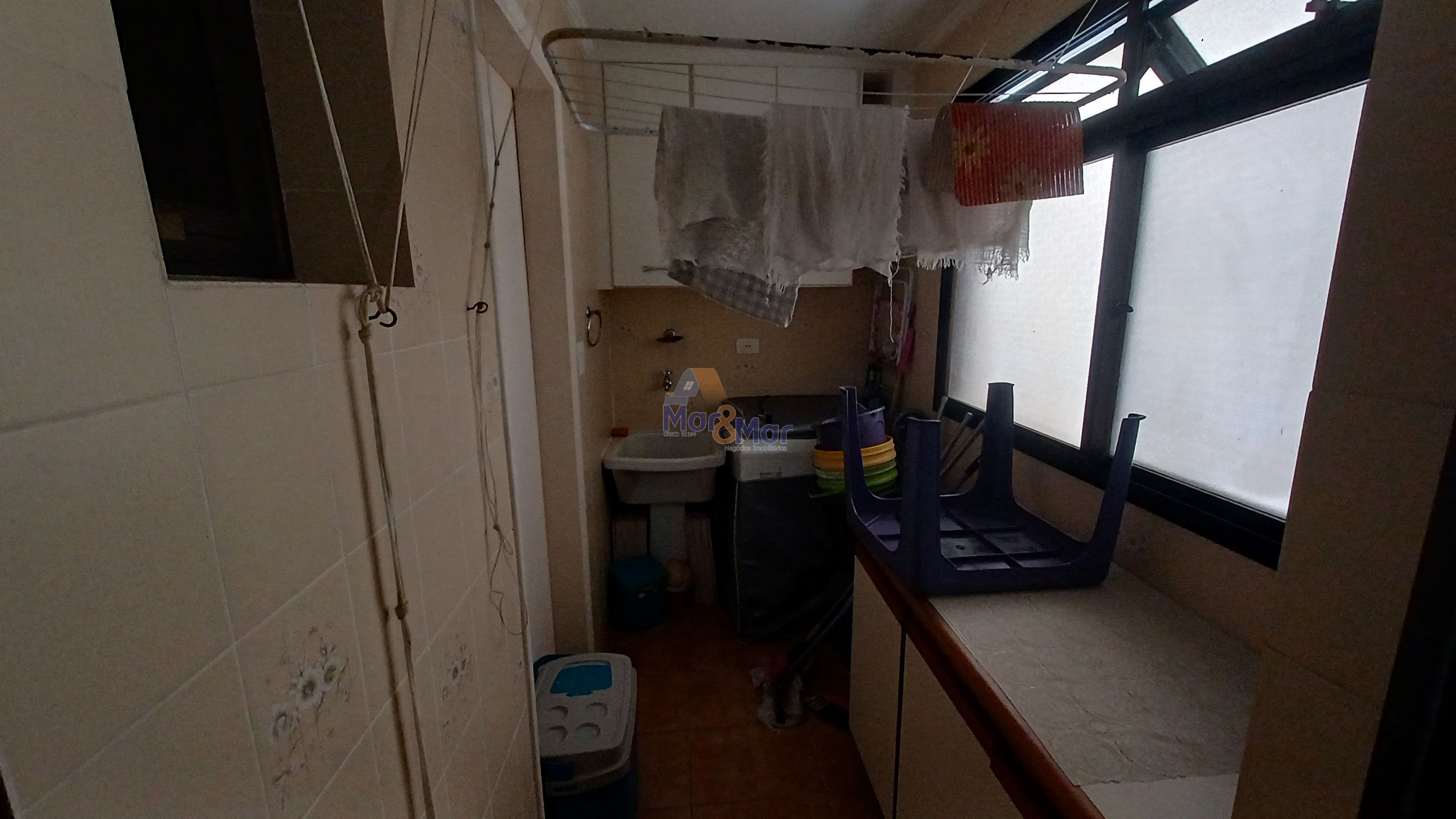 Apartamento na Praia da Enseada, Guarujá - SP