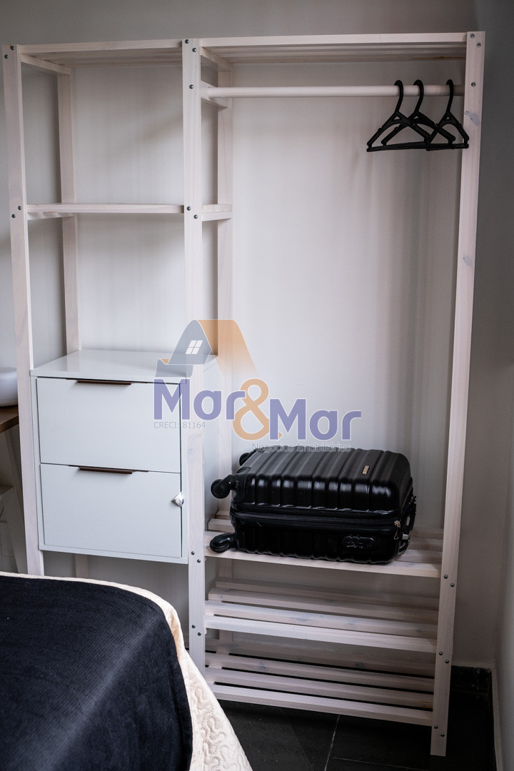 Apartamento na Praia da Enseada, Guarujá - SP