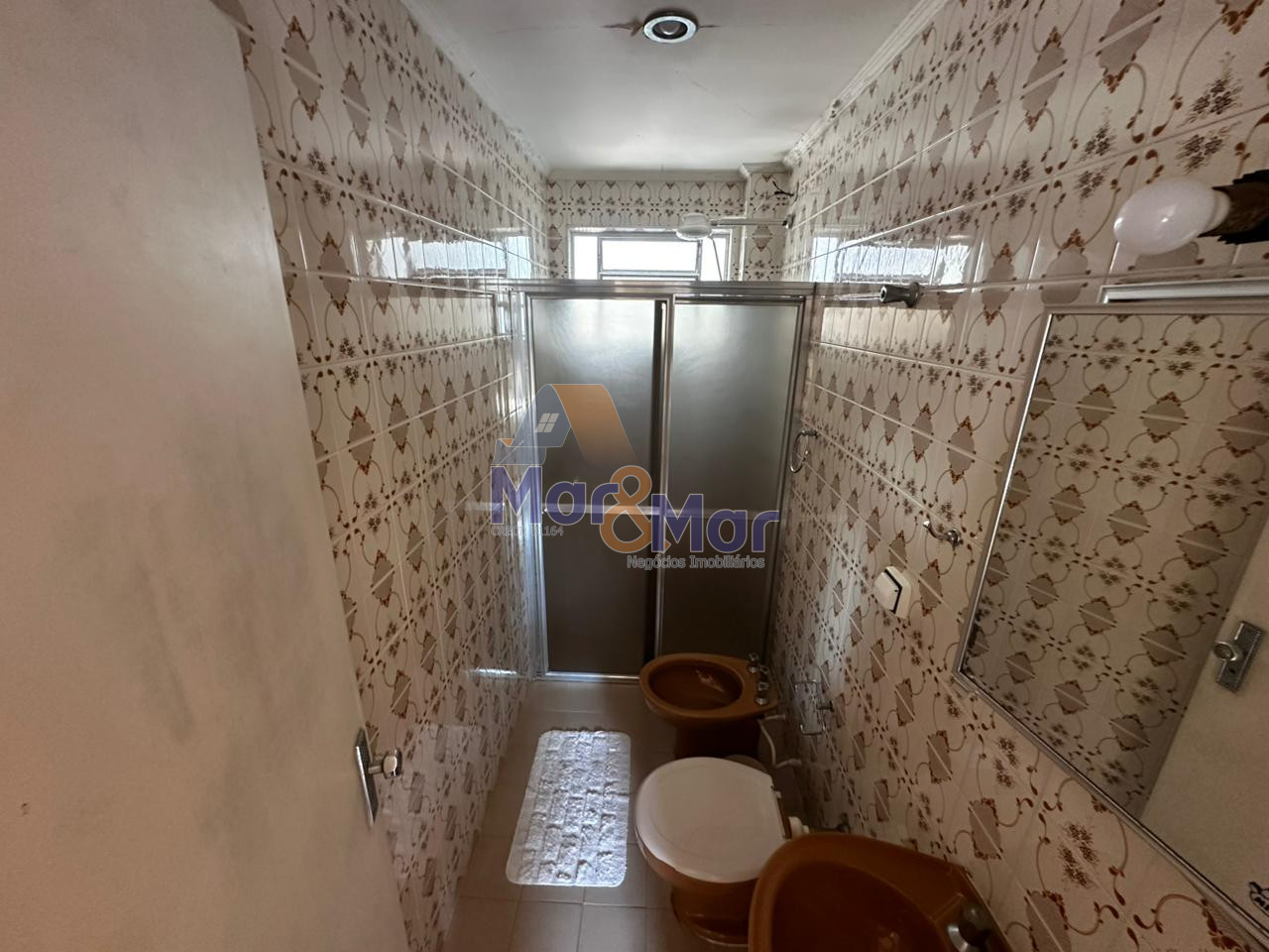 Apartamento na Praia da Enseada, Guarujá - SP