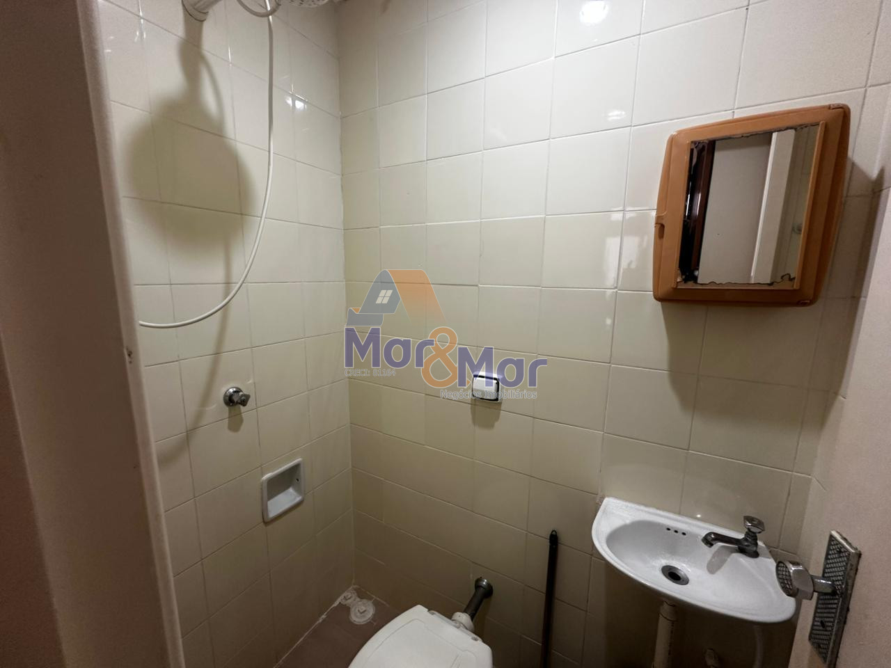 Apartamento na Praia da Enseada, Guarujá - SP