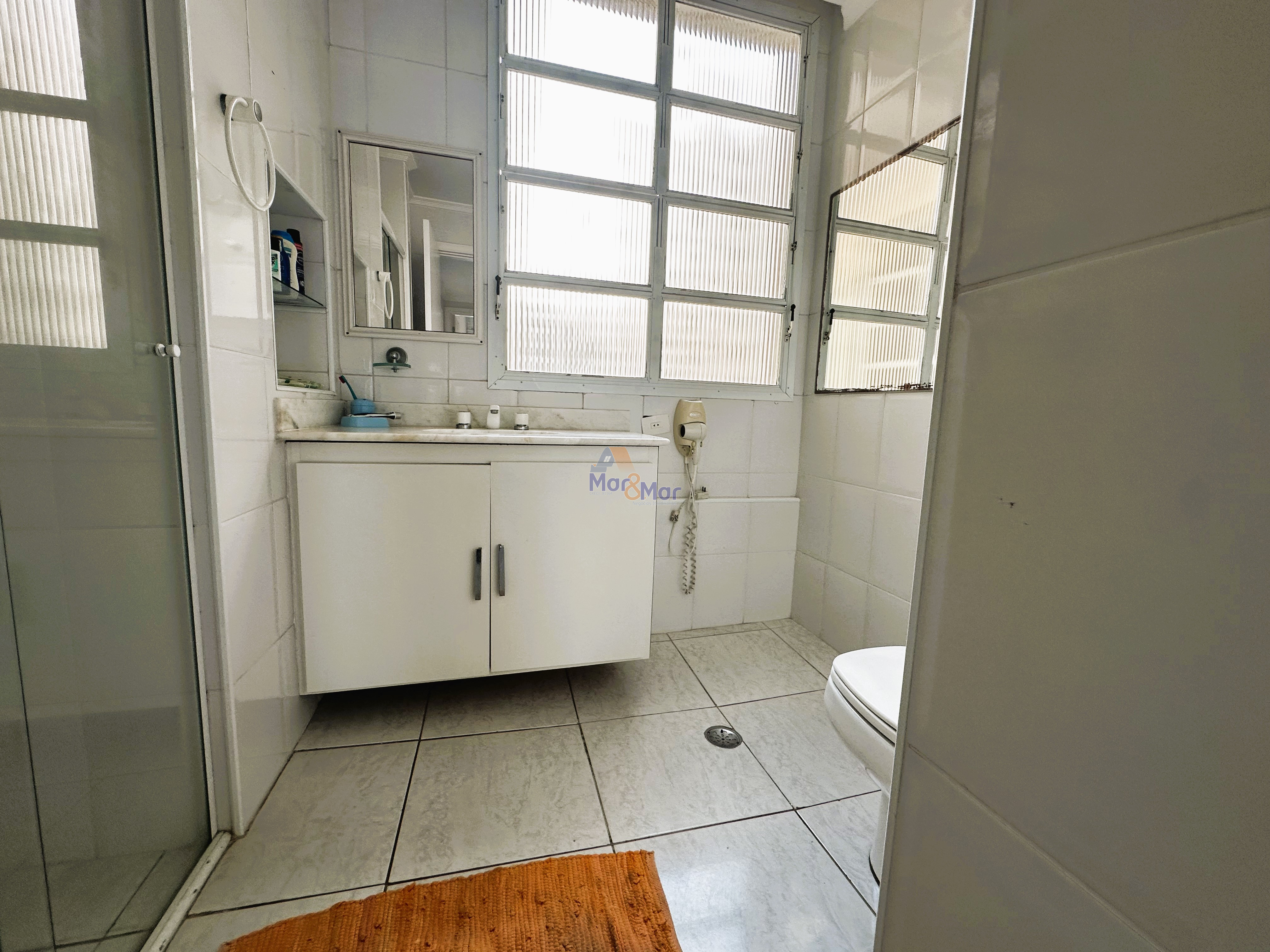 Apartamento Frente ao Mar-2-dormitorios-Pitangueiras