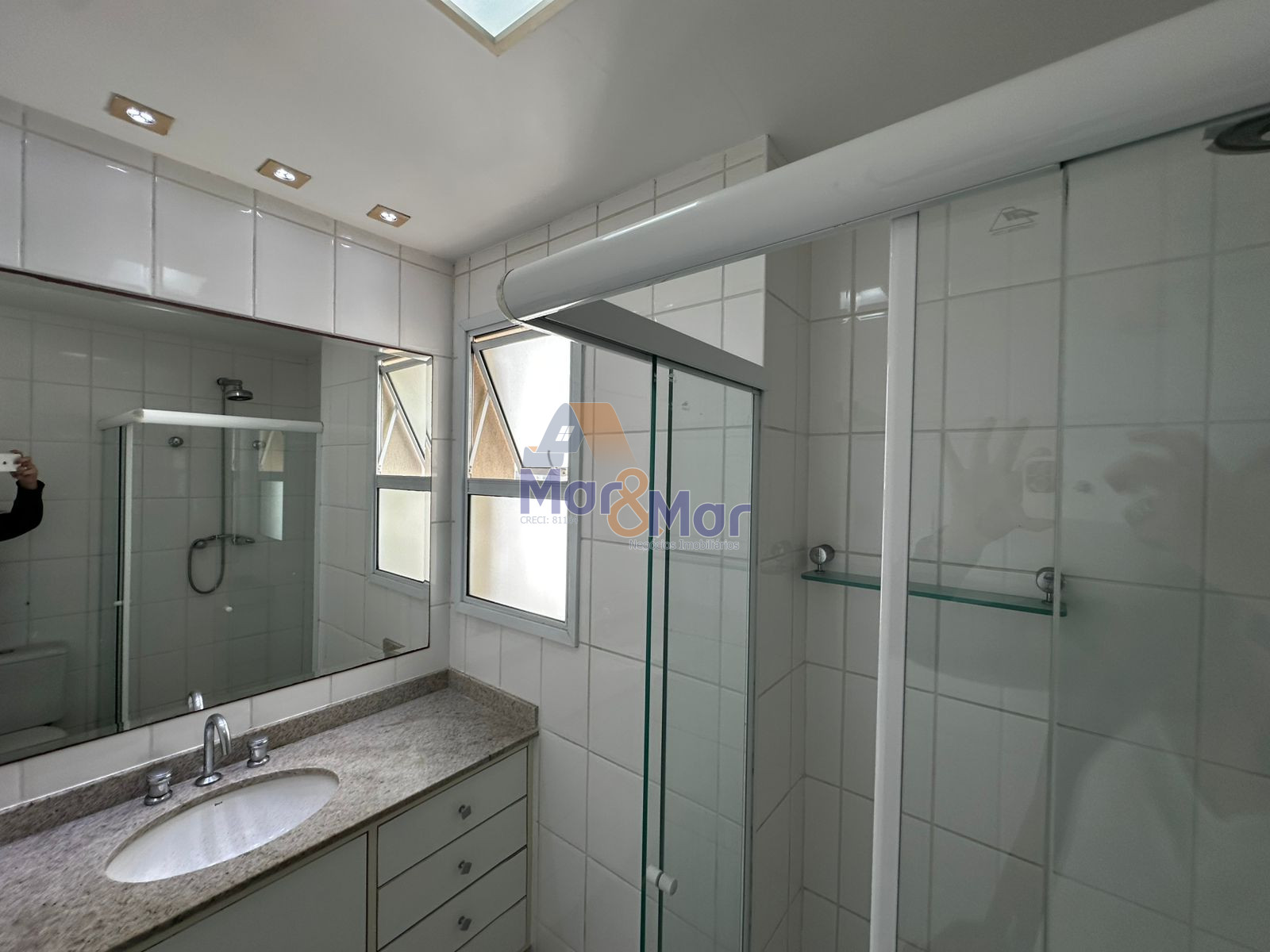 Apartamento Frente ao Mar, Praia das Astúrias Guarujá - SP