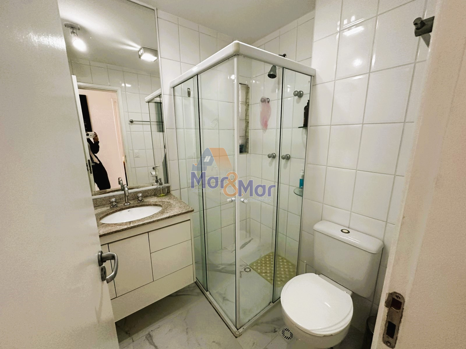Apartamento Frente ao Mar, Astúrias, Guarujá - SP