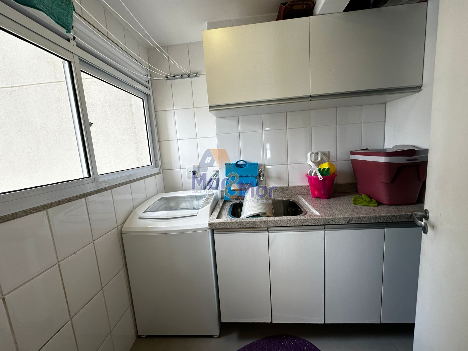 Apartamento Frente ao Mar, Praia das Astúria, Guarujá - SP