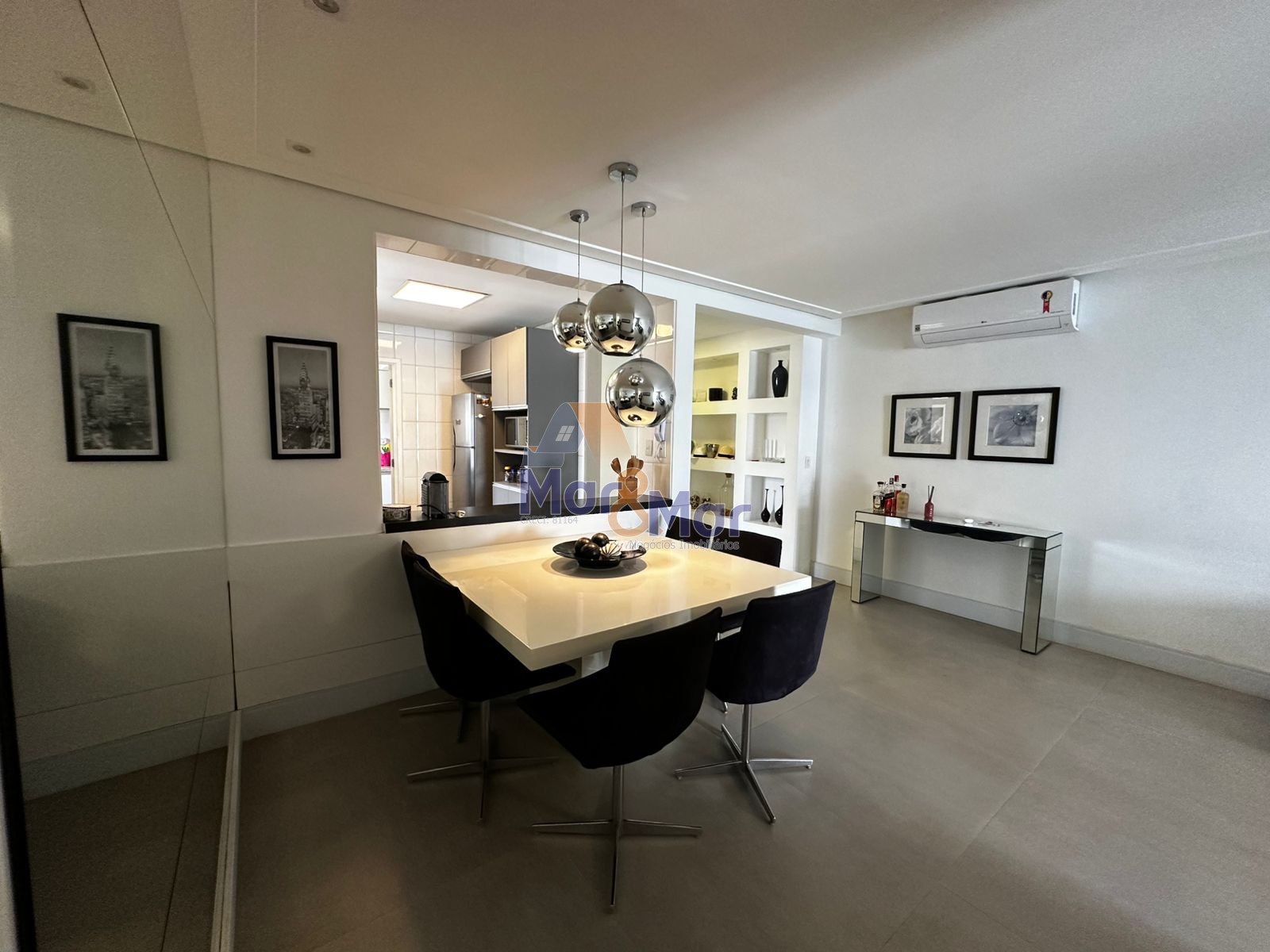 Apartamento Frente ao Mar, Praia das Astúria, Guarujá - SP