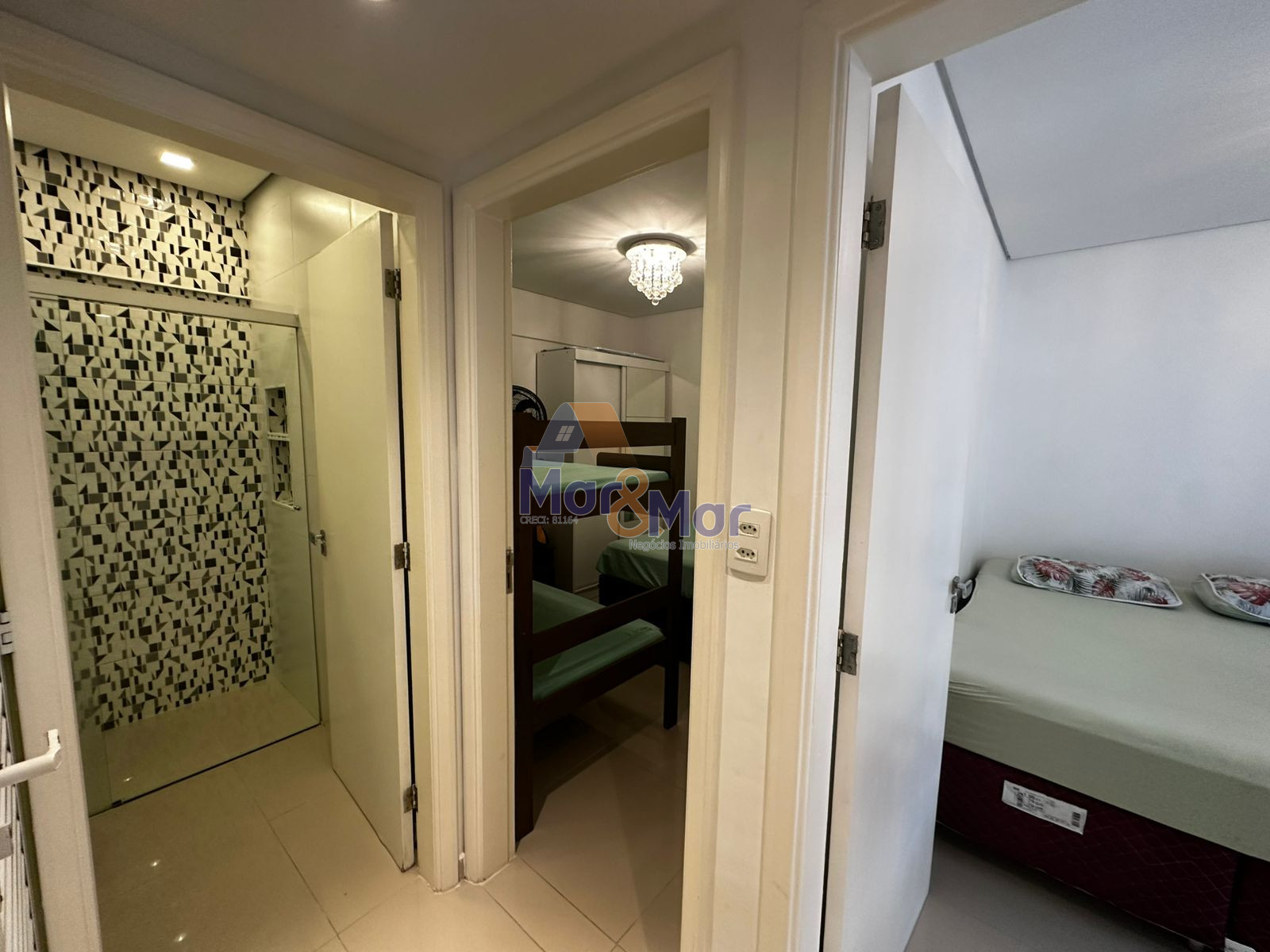 Apartamento na Praia das Astúrias, Guarujá - SP