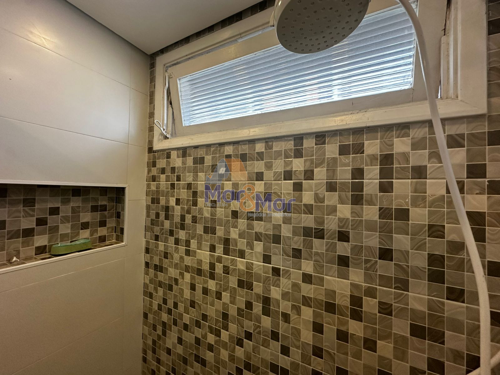 Apartamento na Praia das Astúrias, Guarujá - SP