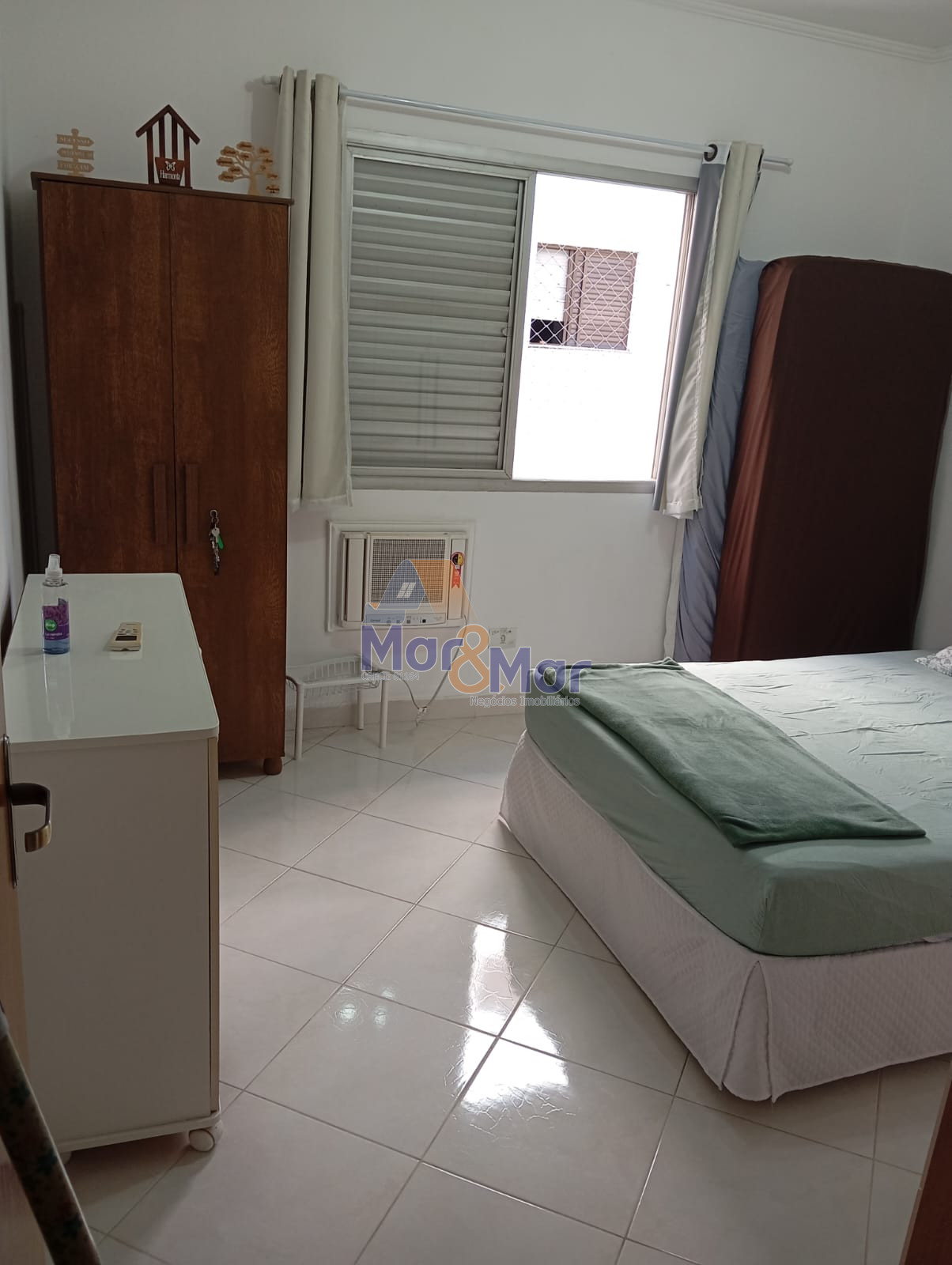 Apartamento na Praia das Astúrias, Guarujá - SP