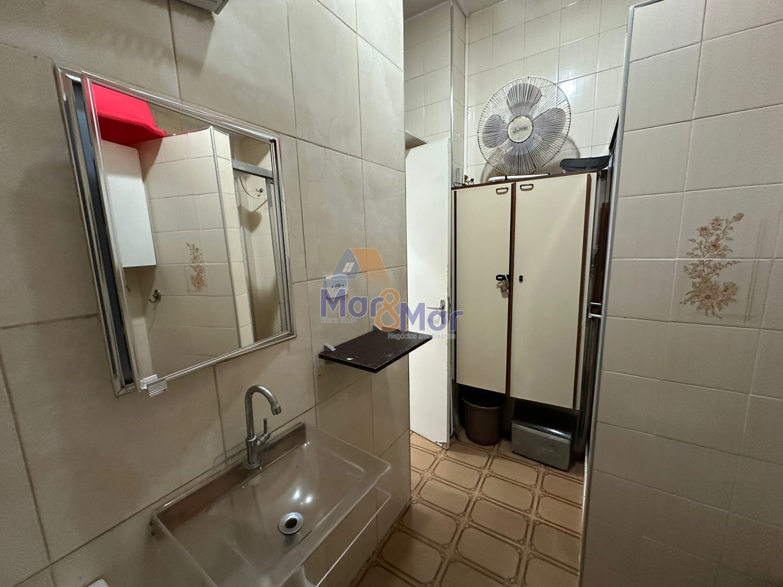 Apartamento na Praia das Astúrias, Guarujá - SP