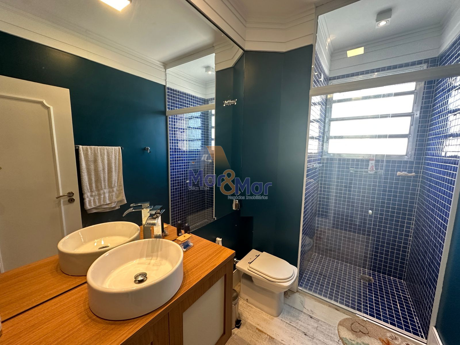 Apartamento Frente ao Mar nas Pitangueiras, Guarujá - SP