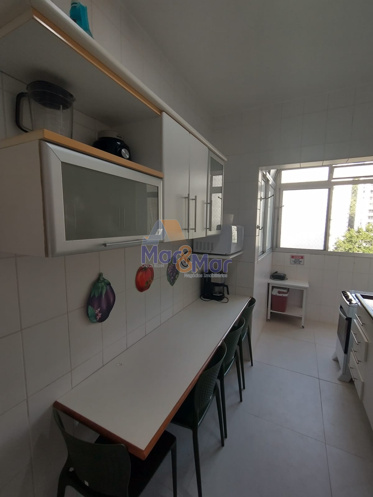 Apartamento Frente ao Mar nas Pitangueiras, Guarujá - SP