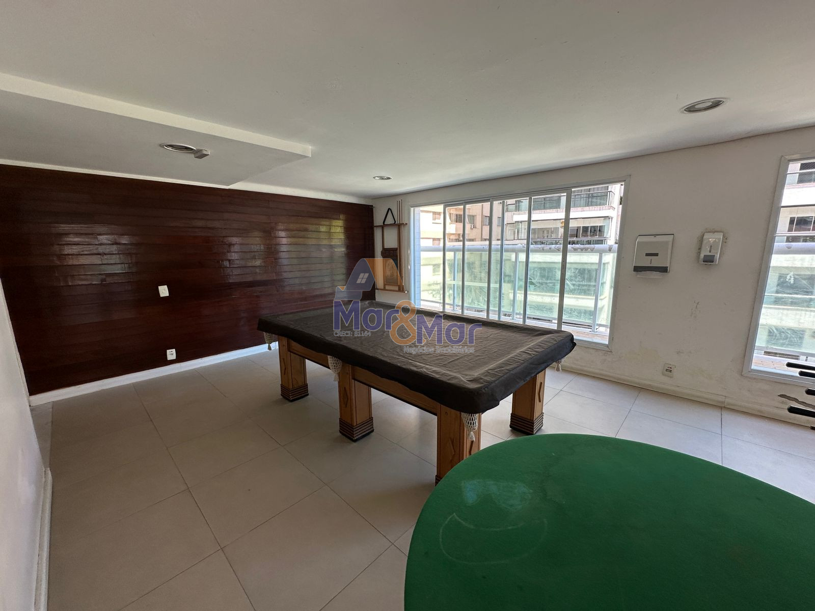 Apartamento na Praia das Astúrias, Guarujá - SP