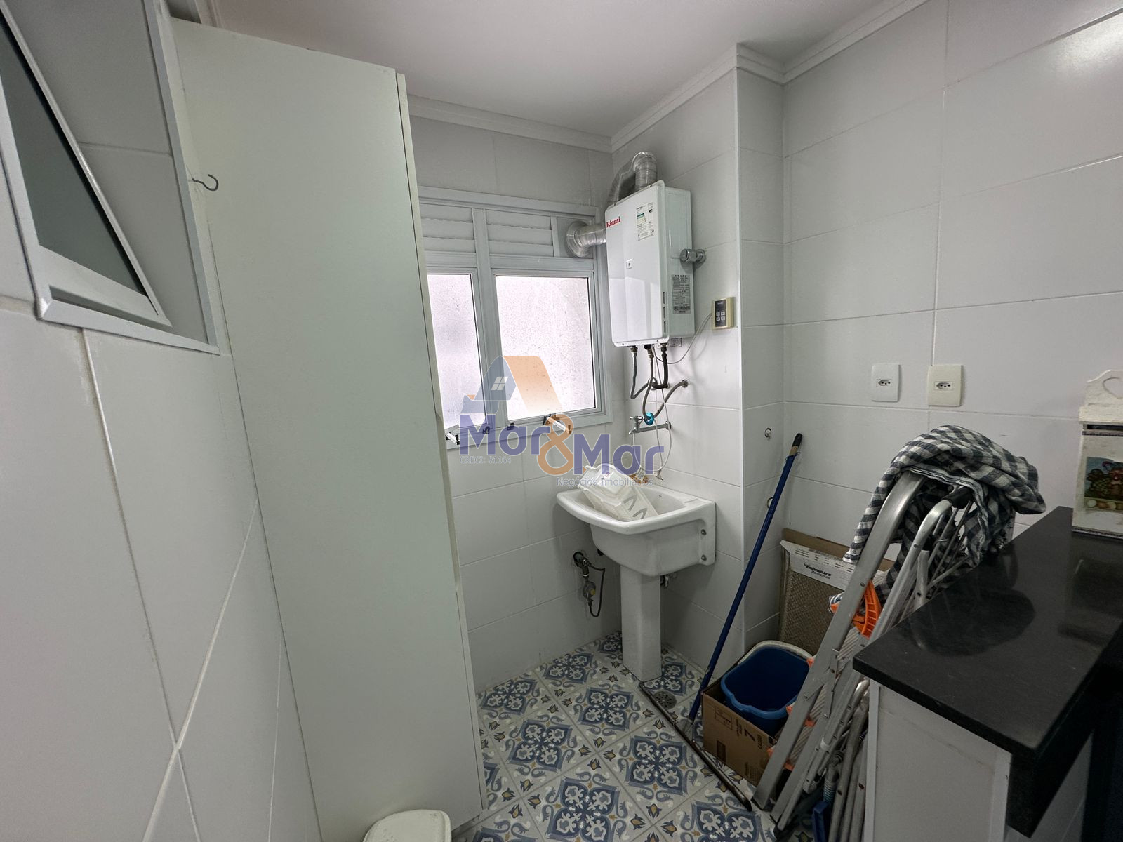 Apartamento na Praia das Astúrias, Guarujá - SP