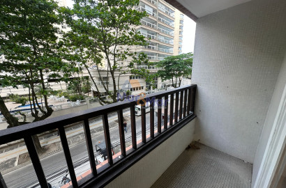 Apartamento na Praia das Pitangueiras, Guarujá - SP