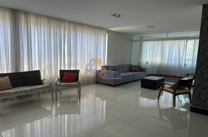 Apartamento na Praia das Pitangueiras, Guarujá - SP