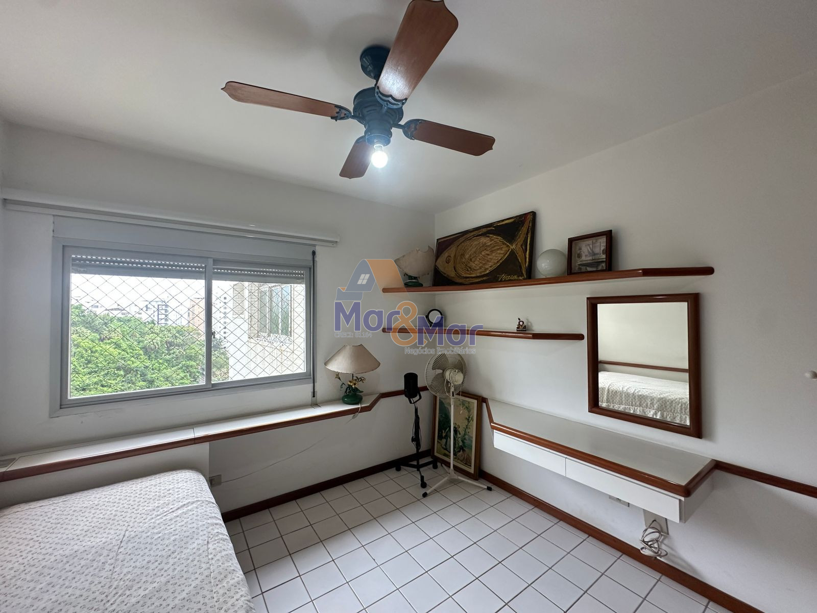 Apartamento Frente ao Mar nas Pitangueiras, Guarujá - SP