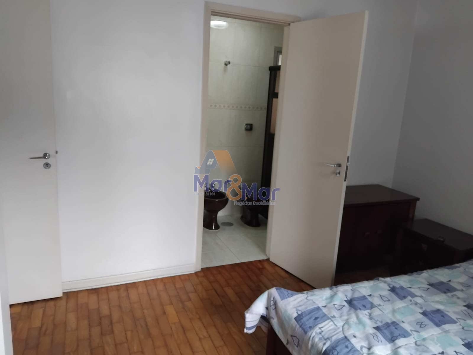 Apartamento na Praia das Astúrias, Guarujá - SP