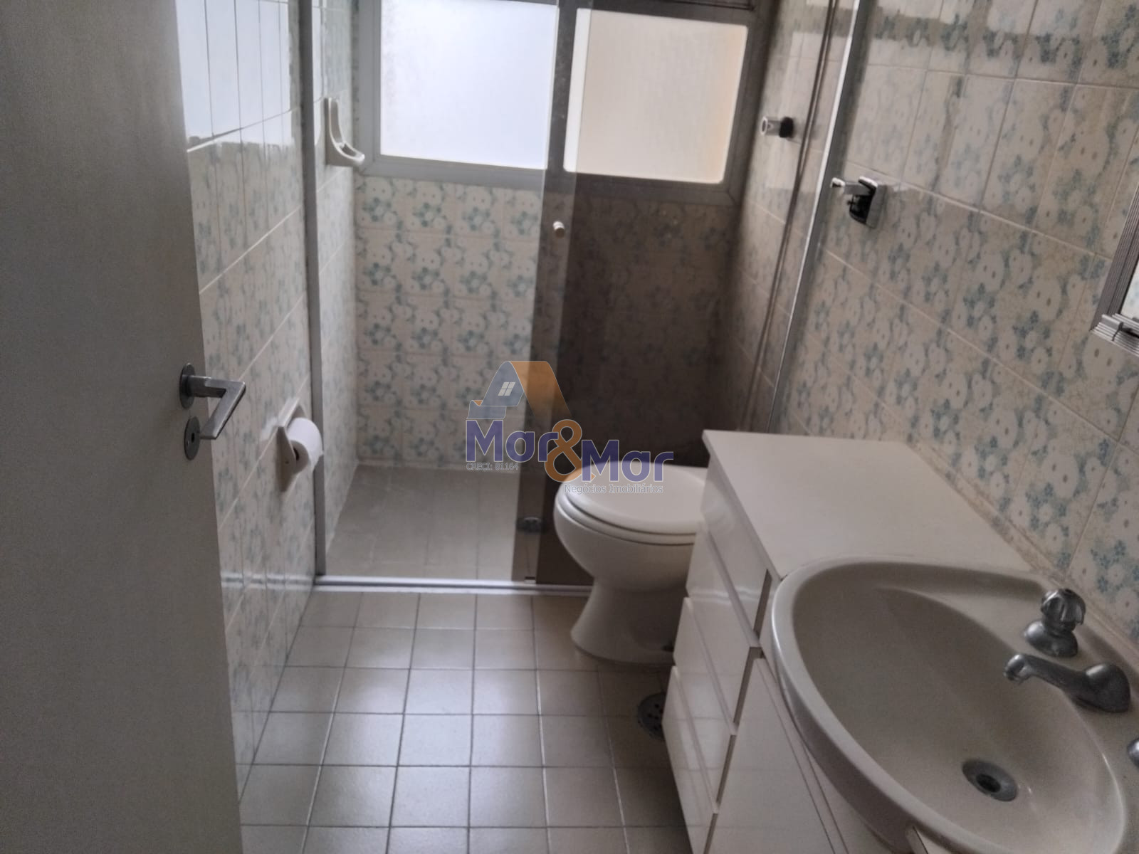 Apartamento na Praia das Astúrias, Guarujá - SP