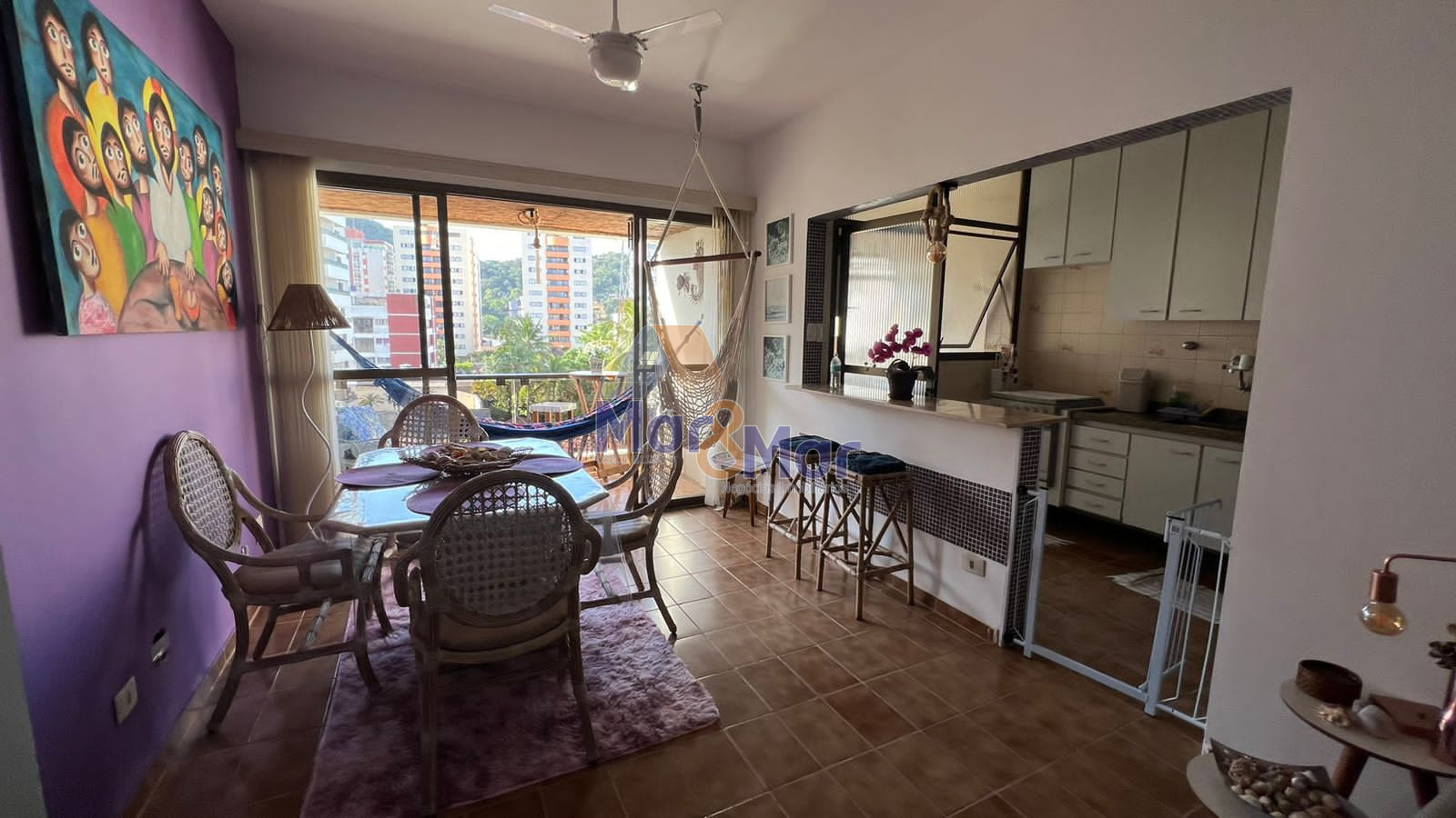 Apartamento na Praia da Enseada, Guarujá - SP