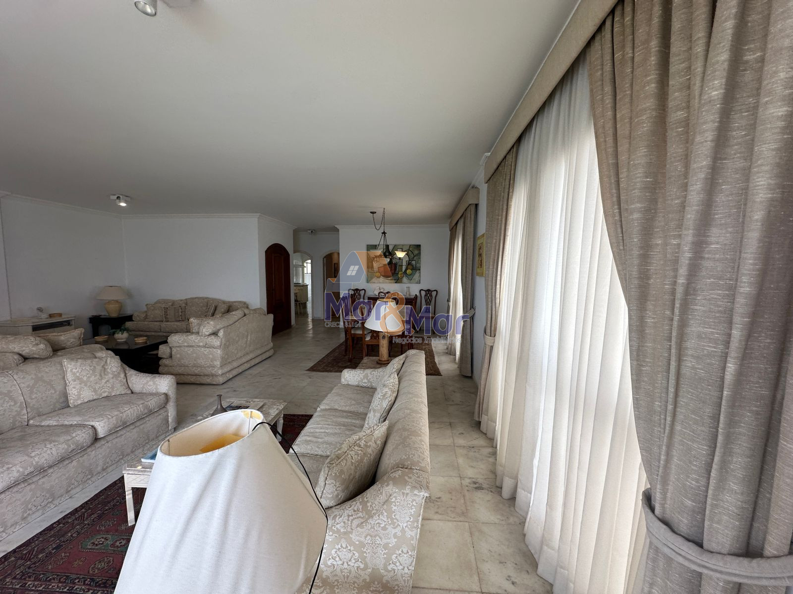 Apartamento Frente ao Mar-3-dormitorios-Pitangueiras